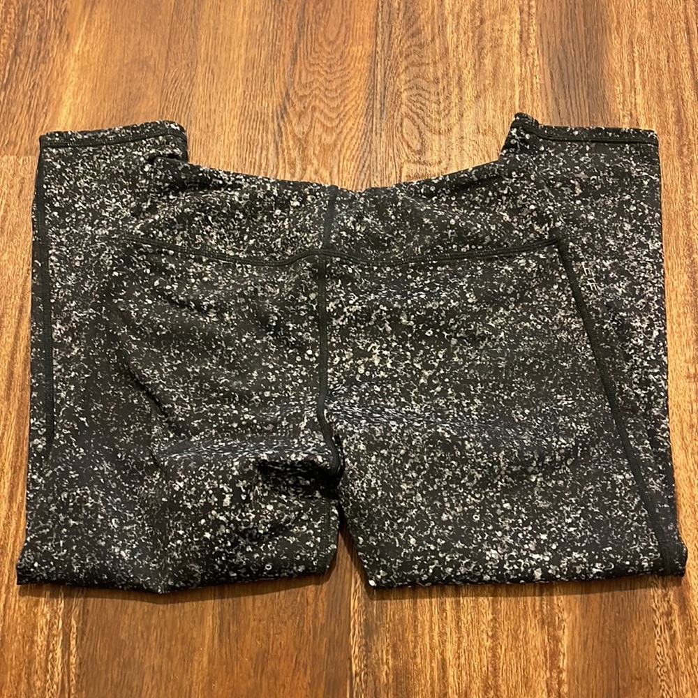 Hylete capri Size small - Picture 4 of 5